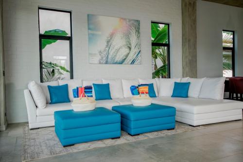 Hermosa Villa