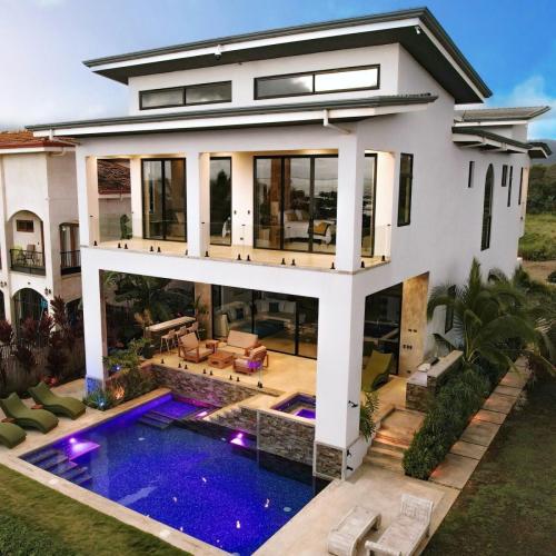 Hermosa Villa