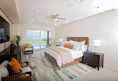 Casa Blue Sail