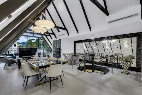 Black & White Villa